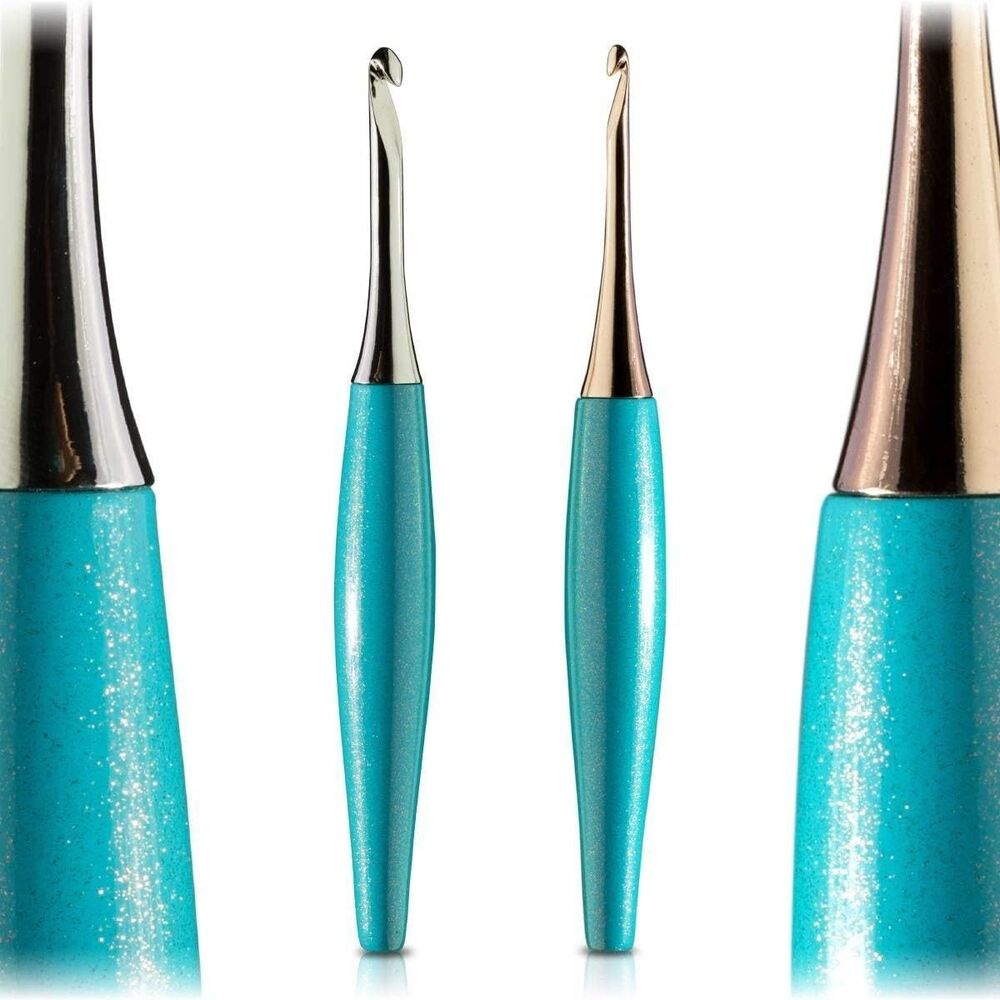 Furls Odyssey Turquoise, Gold Crochet Hooks Size M - 8.0mm (Discontinued/Rare) - Picture 2 of 2